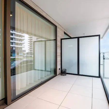 Brand New At The For 4 Ostende