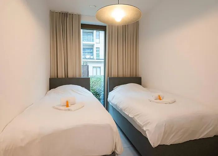 Brand New At The For 4 아파트 오스텐드