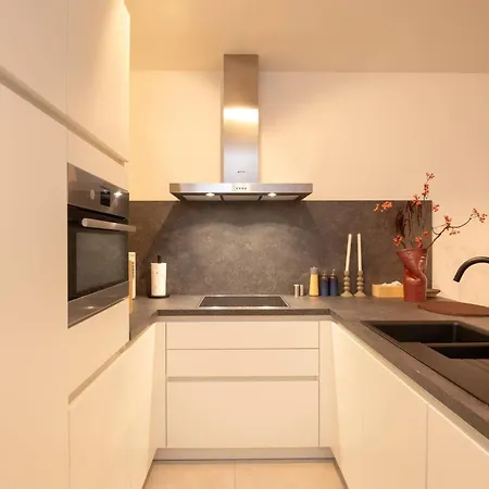 Brand New At The For 4 * Ostend